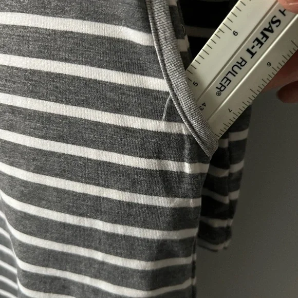 Lawa Women’s Striped Long Sleeve Hooded Super Mini Dress with Pockets NWT - Picture 5 of 13